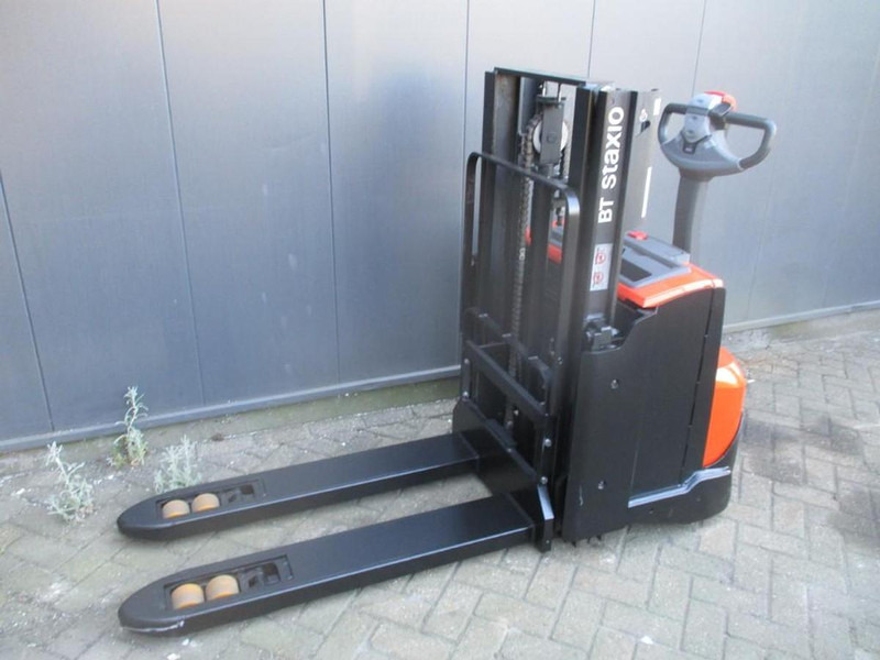 BT SWE 200D - Stacker: picture 2 BT SWE 200D - Stacker: picture 2