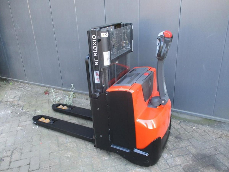 BT SWE 200D - Stacker: picture 3 BT SWE 200D - Stacker: picture 3
