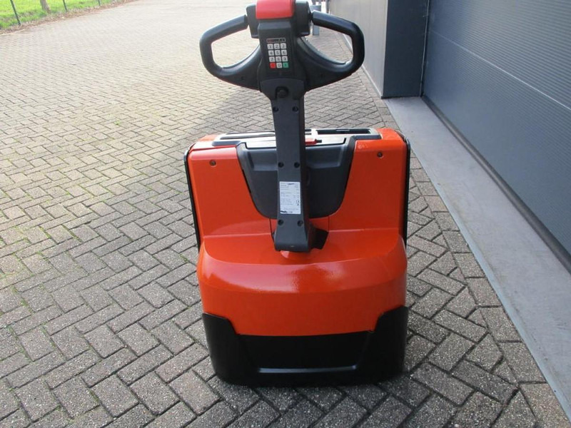Toyota LWE160 - Pallet truck: picture 5 Toyota LWE160 - Pallet truck: picture 5