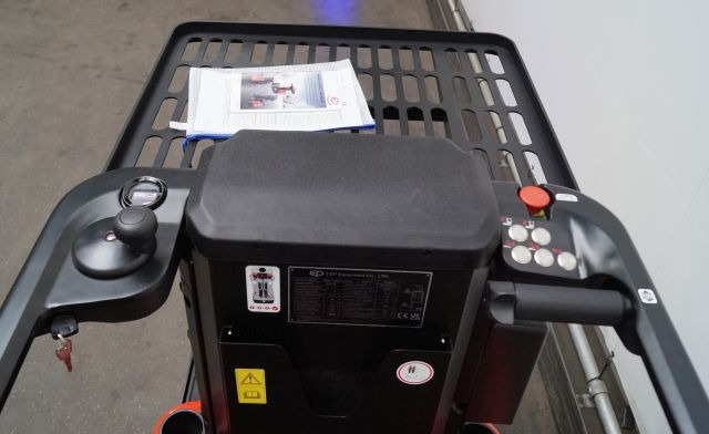 EP JX0-30 - Order picker: picture 5 EP JX0-30 - Order picker: picture 5