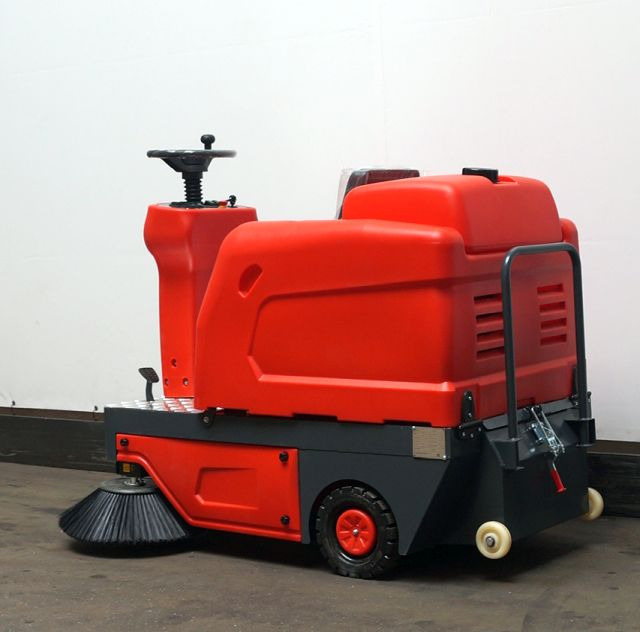 EP T1260 - Industrial sweeper: picture 2 EP T1260 - Industrial sweeper: picture 2