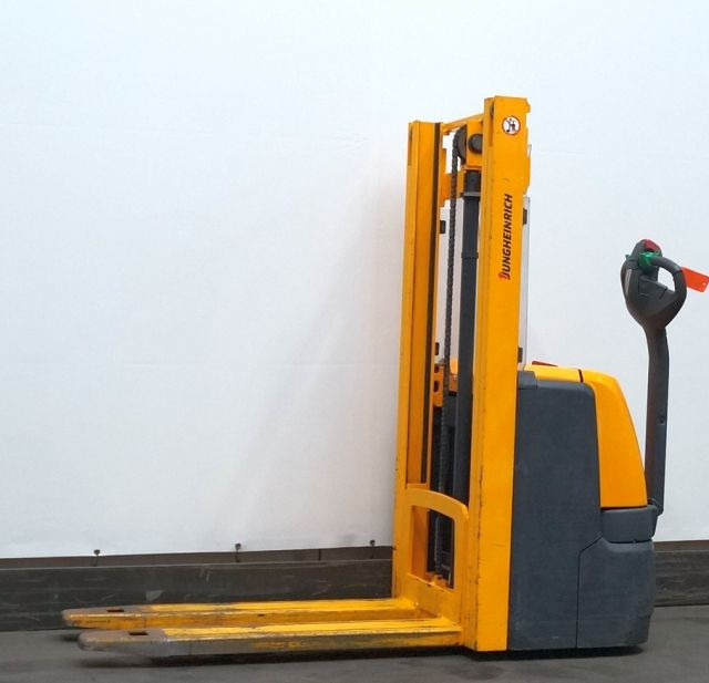 Jungheinrich EJC110 - Stacker: picture 1 Jungheinrich EJC110 - Stacker: picture 1