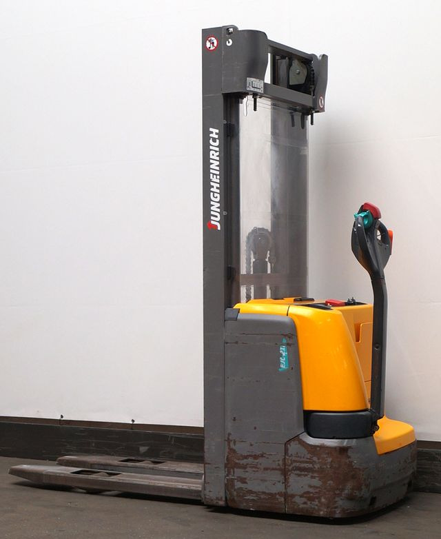 Jungheinrich EJC212 - Stacker: picture 2 Jungheinrich EJC212 - Stacker: picture 2