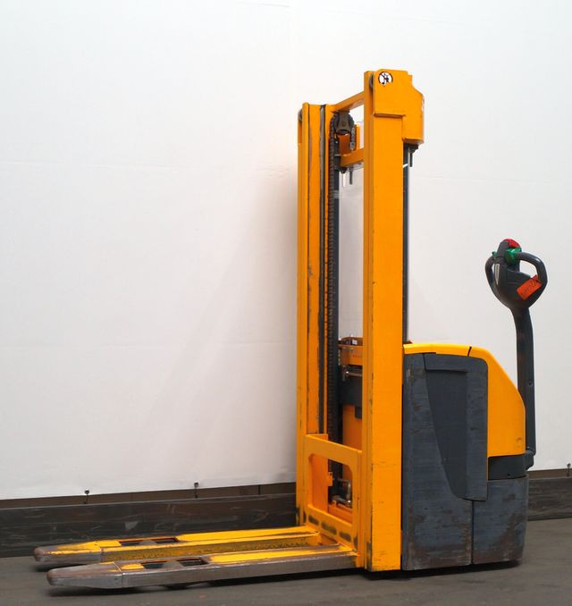 Jungheinrich EJC214 - Stacker: picture 1 Jungheinrich EJC214 - Stacker: picture 1