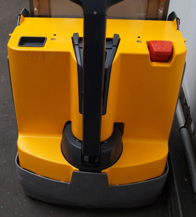 Jungheinrich EJD118 - Stacker: picture 3 Jungheinrich EJD118 - Stacker: picture 3