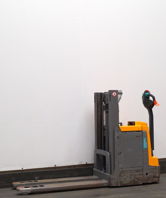 Jungheinrich EJD220 - Stacker: picture 1 Jungheinrich EJD220 - Stacker: picture 1