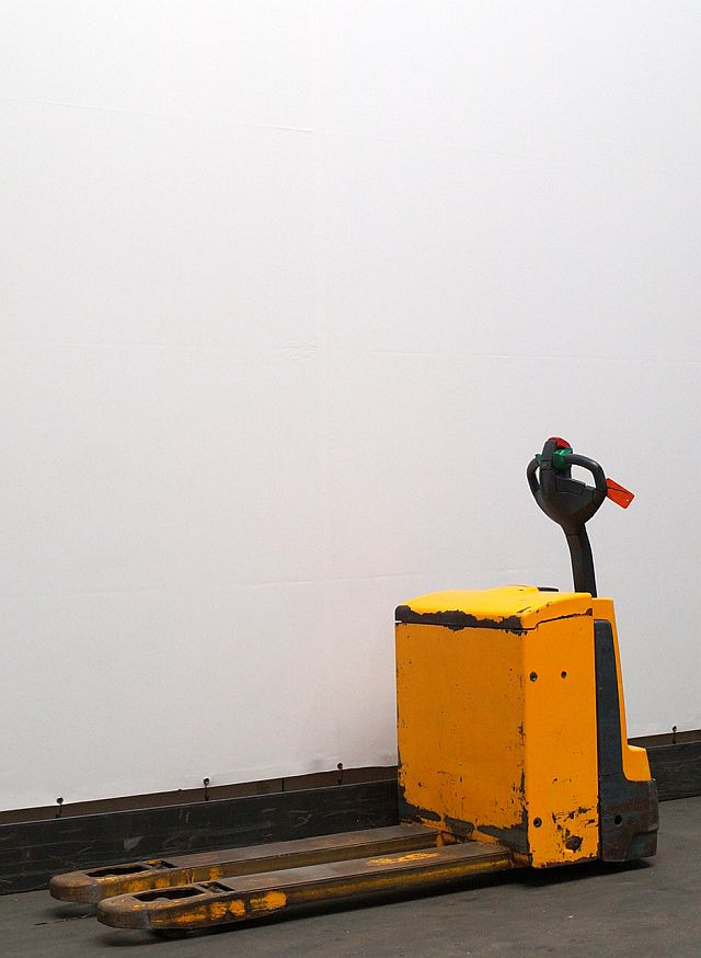 Jungheinrich EJE120 - Pallet truck: picture 1 Jungheinrich EJE120 - Pallet truck: picture 1