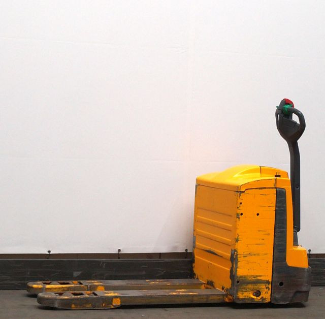 Jungheinrich EJE220 - Pallet truck: picture 1 Jungheinrich EJE220 - Pallet truck: picture 1