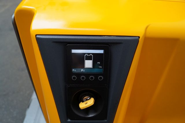 Jungheinrich EMC B10 - Stacker: picture 4 Jungheinrich EMC B10 - Stacker: picture 4