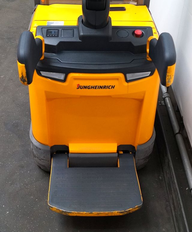 Jungheinrich ERC212z - Stacker: picture 4 Jungheinrich ERC212z - Stacker: picture 4