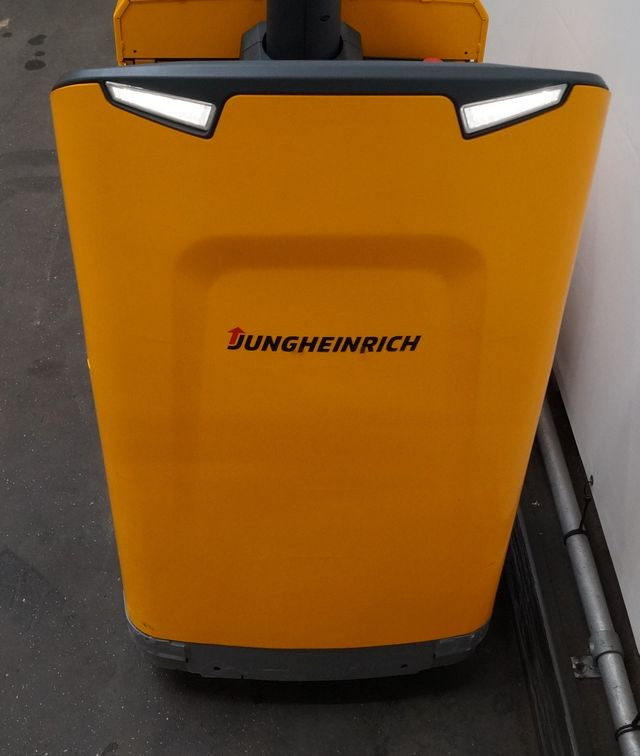 Jungheinrich ERE225 - Pallet truck: picture 3 Jungheinrich ERE225 - Pallet truck: picture 3