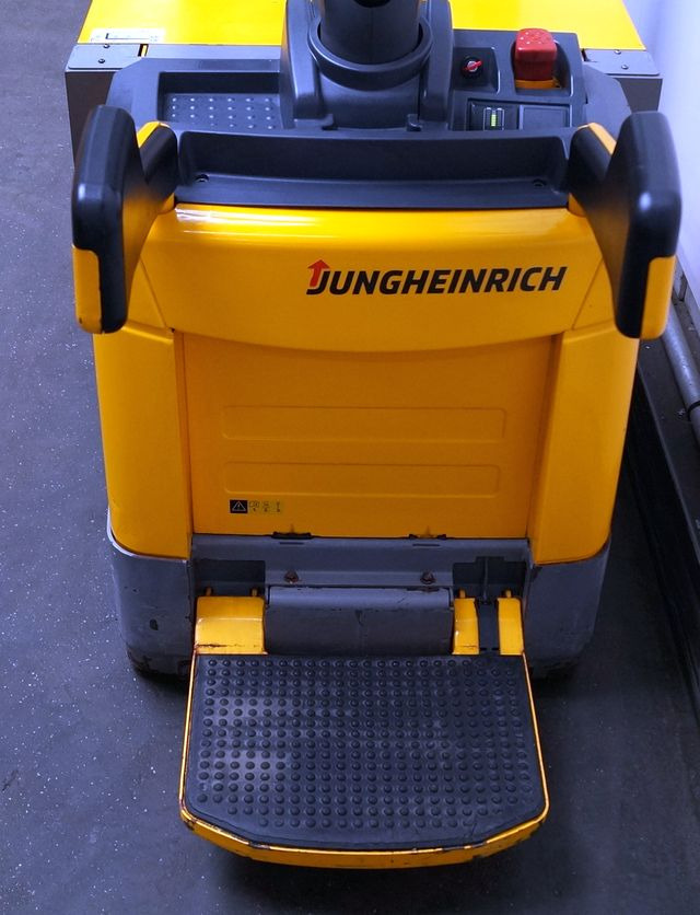 Stacker Jungheinrich ERG212: picture 6 Stacker Jungheinrich ERG212: picture 6
