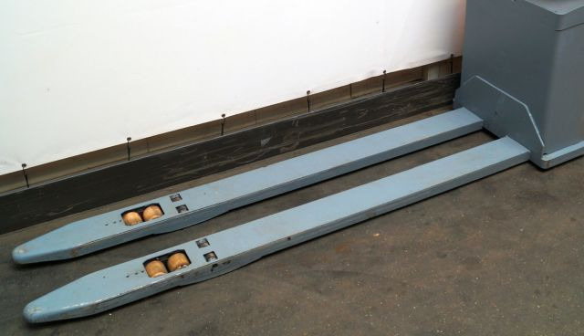 Jungheinrich ESE120 - Pallet truck: picture 3 Jungheinrich ESE120 - Pallet truck: picture 3
