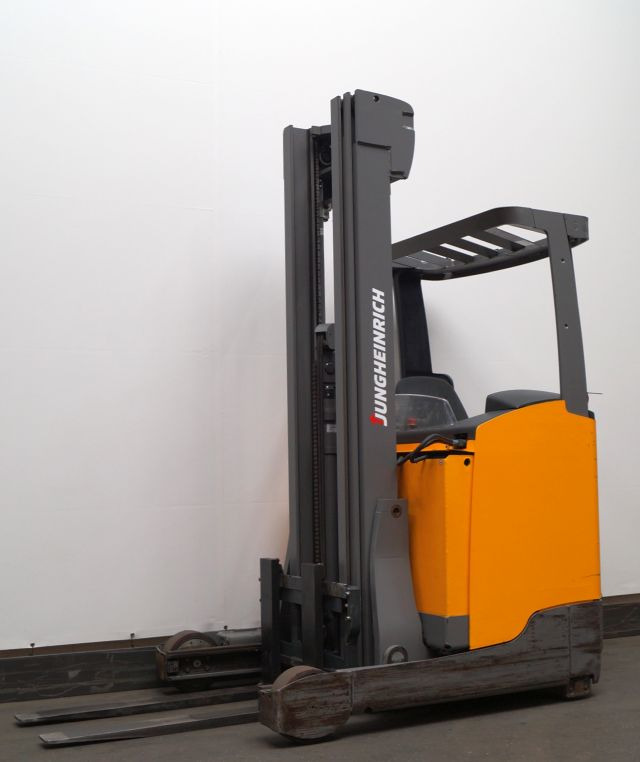 Jungheinrich ETV214 - Reach truck: picture 2 Jungheinrich ETV214 - Reach truck: picture 2