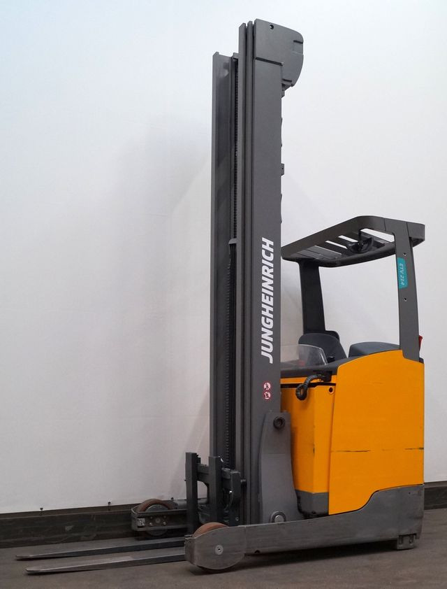 Jungheinrich ETV214 - Reach truck: picture 2 Jungheinrich ETV214 - Reach truck: picture 2