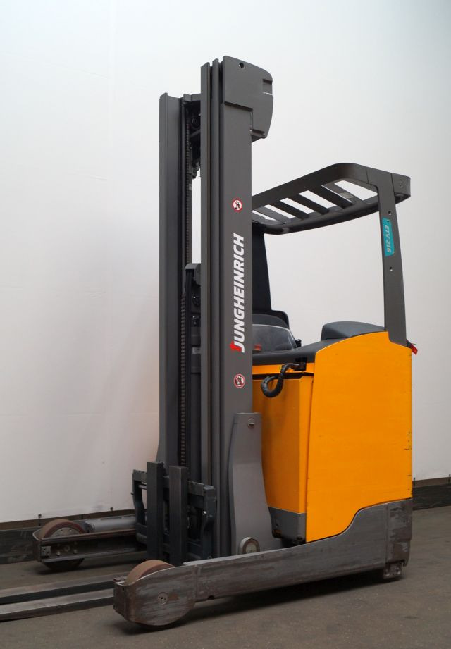 Jungheinrich ETV216 - Reach truck: picture 2 Jungheinrich ETV216 - Reach truck: picture 2