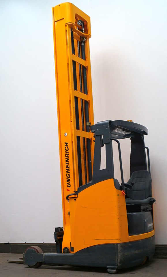 Jungheinrich ETV320 - Reach truck: picture 1 Jungheinrich ETV320 - Reach truck: picture 1