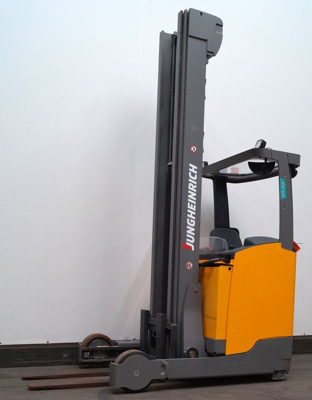 Jungheinrich ETV320 - Reach truck: picture 2 Jungheinrich ETV320 - Reach truck: picture 2