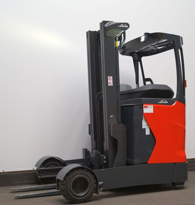 Linde R20G-01 - Reach truck: picture 2 Linde R20G-01 - Reach truck: picture 2