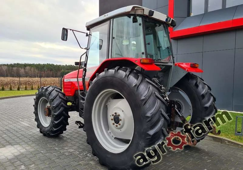 Massey Ferguson 4270 - Farm tractor: picture 3 Massey Ferguson 4270 - Farm tractor: picture 3