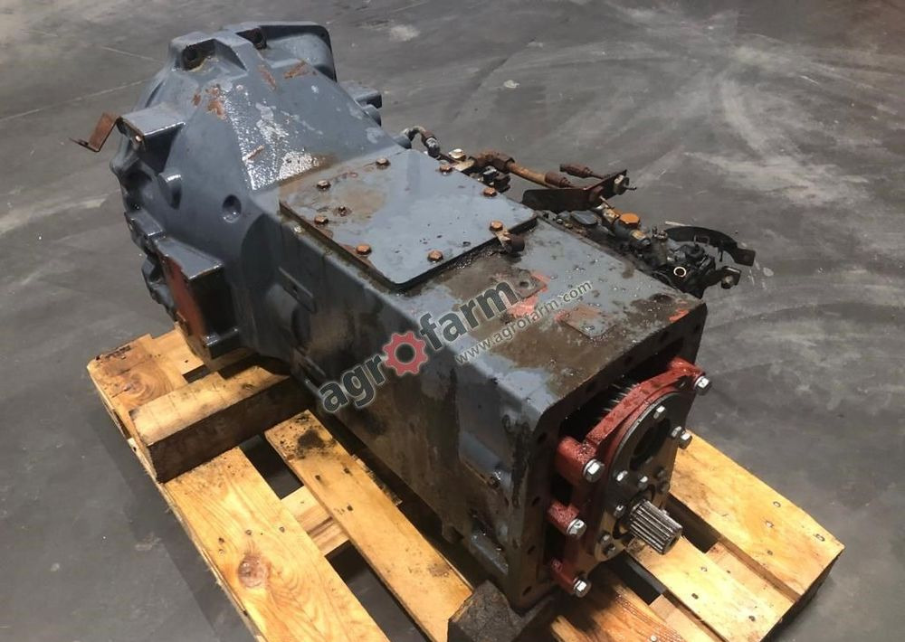 Gearbox Skrzynia biegów New Holland 8160 5164693: picture 1