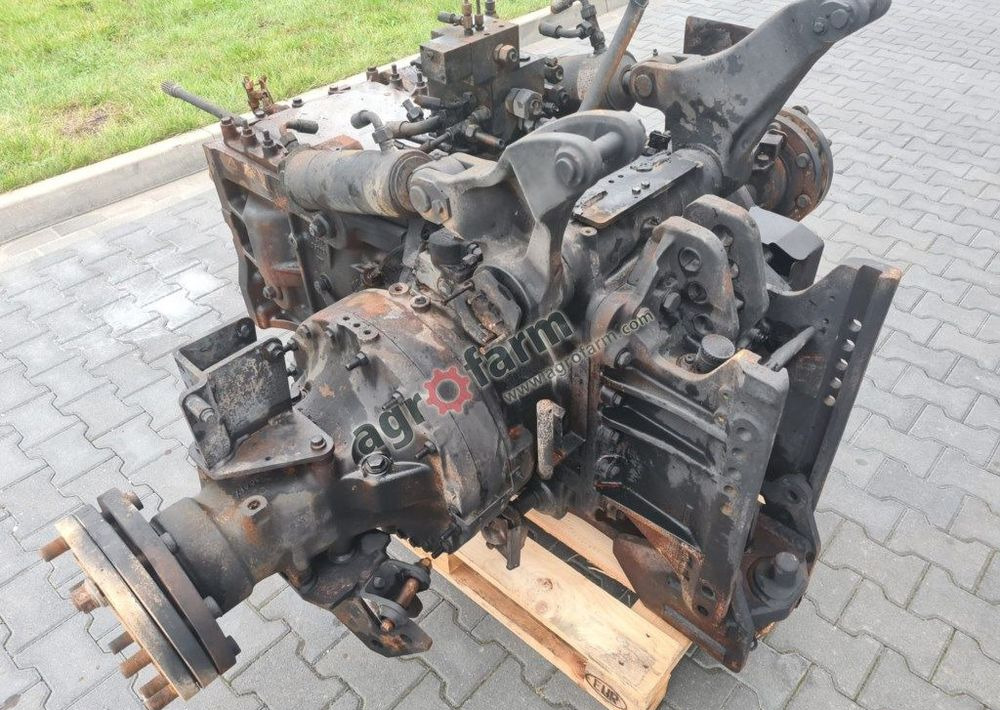 Skrzynia biegów, tylny most Massey Ferguson 6614 - Gearbox: picture 3 Skrzynia biegów, tylny most Massey Ferguson 6614 - Gearbox: picture 3