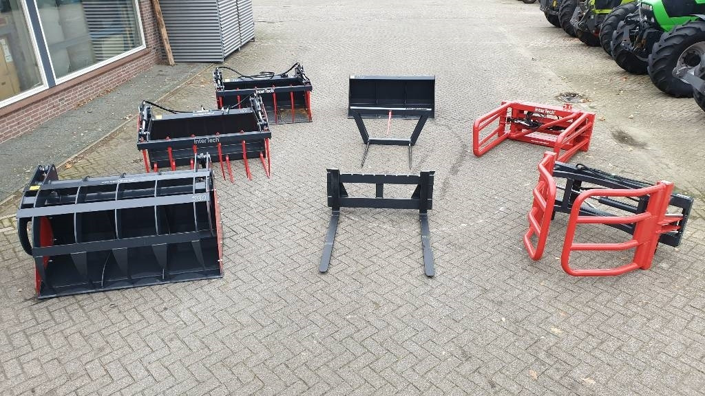 Inter-Tech Grondbak, Mestgreep, Pelikaanbak, Ronde, Vierkante - Attachment for Agricultural machinery: picture 3 Inter-Tech Grondbak, Mestgreep, Pelikaanbak, Ronde, Vierkante - Attachment for Agricultural machinery: picture 3