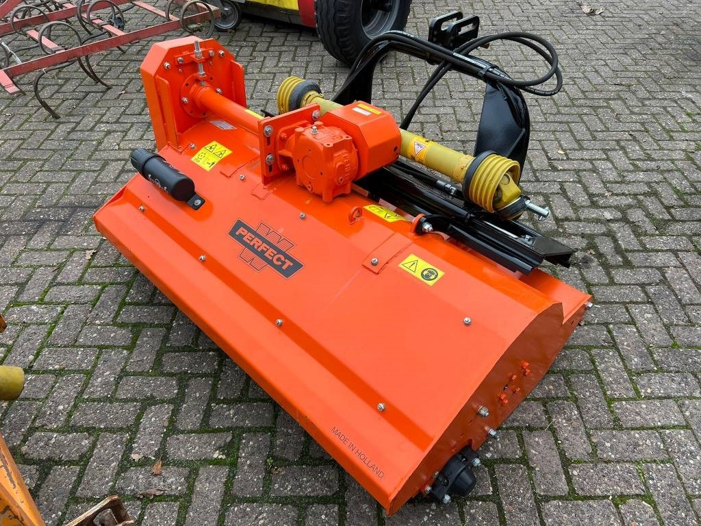 Perfect KP 150 - Attachment for Municipal tractor: picture 3 Perfect KP 150 - Attachment for Municipal tractor: picture 3