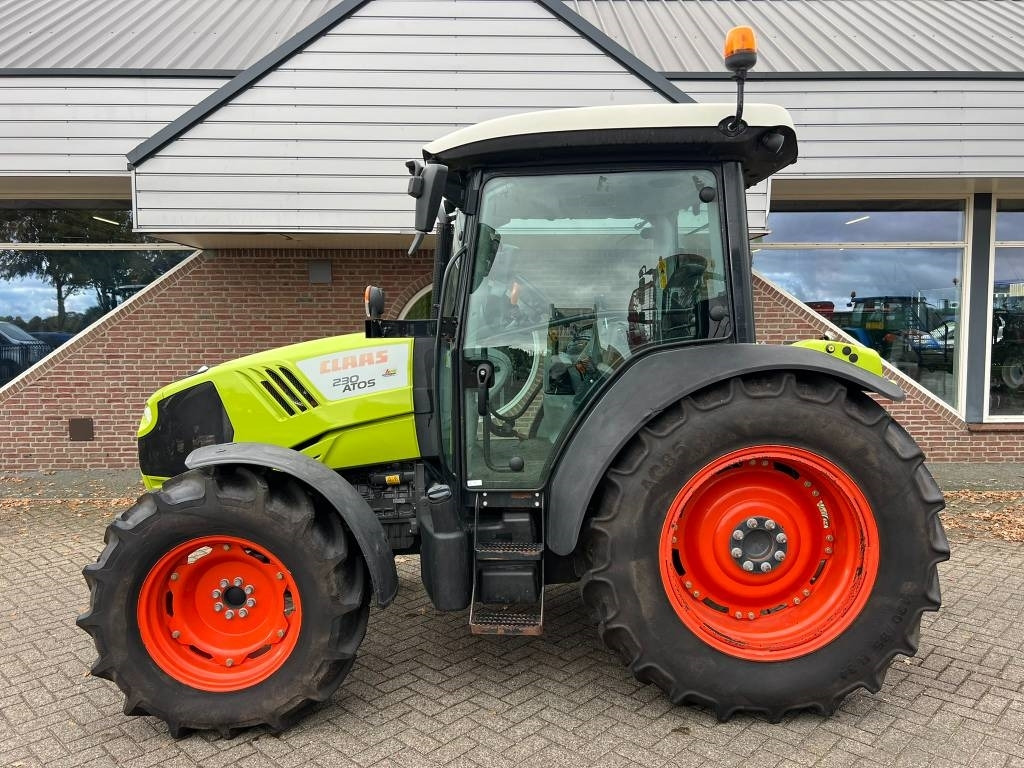 Claas Atos 230 - Farm tractor: picture 2 Claas Atos 230 - Farm tractor: picture 2