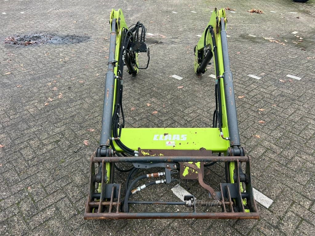 Claas FL 100 C - Front loader for tractor: picture 5 Claas FL 100 C - Front loader for tractor: picture 5