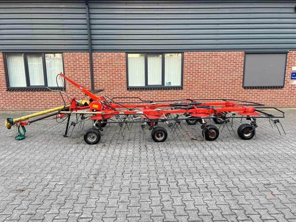 Fella TH 1100 Hydro - Tedder/ Rake: picture 2 Fella TH 1100 Hydro - Tedder/ Rake: picture 2