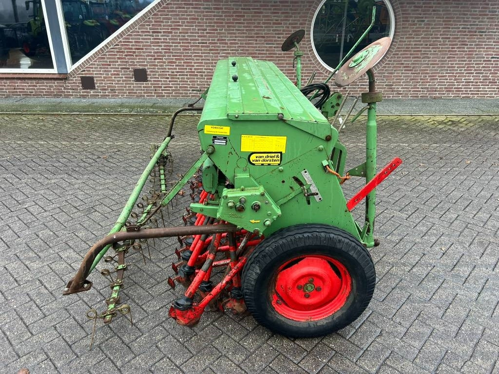 Hassia DU 100 300/36 zaaimachine - Seed drill: picture 2 Hassia DU 100 300/36 zaaimachine - Seed drill: picture 2