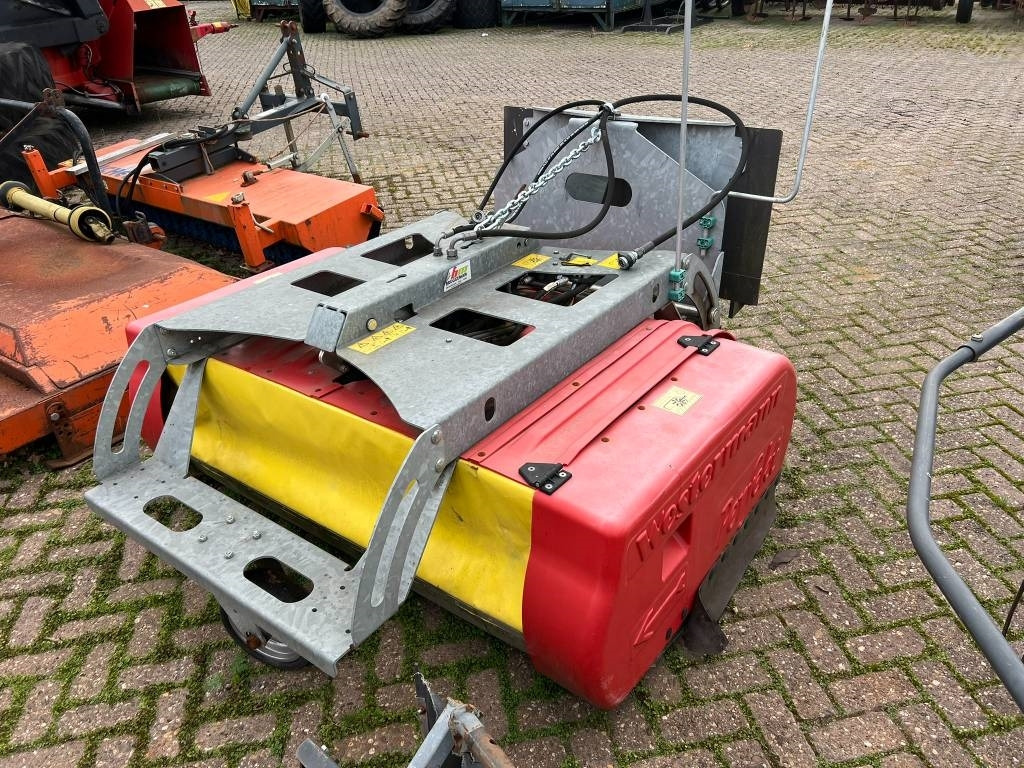 Westermann veegmachine Perfekt 1800 veegmachine - Broom: picture 4 Westermann veegmachine Perfekt 1800 veegmachine - Broom: picture 4