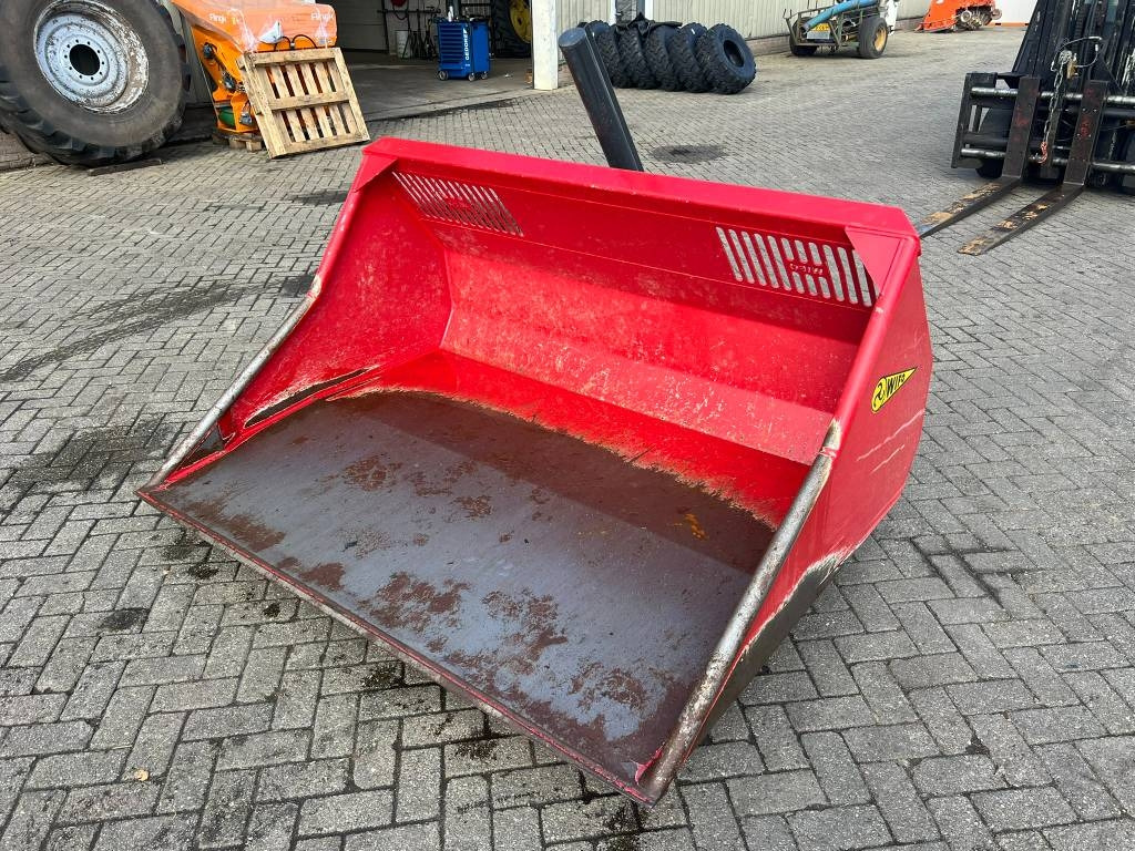Wifo HOD-200 Schepbak - Loader bucket for Agricultural machinery: picture 1 Wifo HOD-200 Schepbak - Loader bucket for Agricultural machinery: picture 1