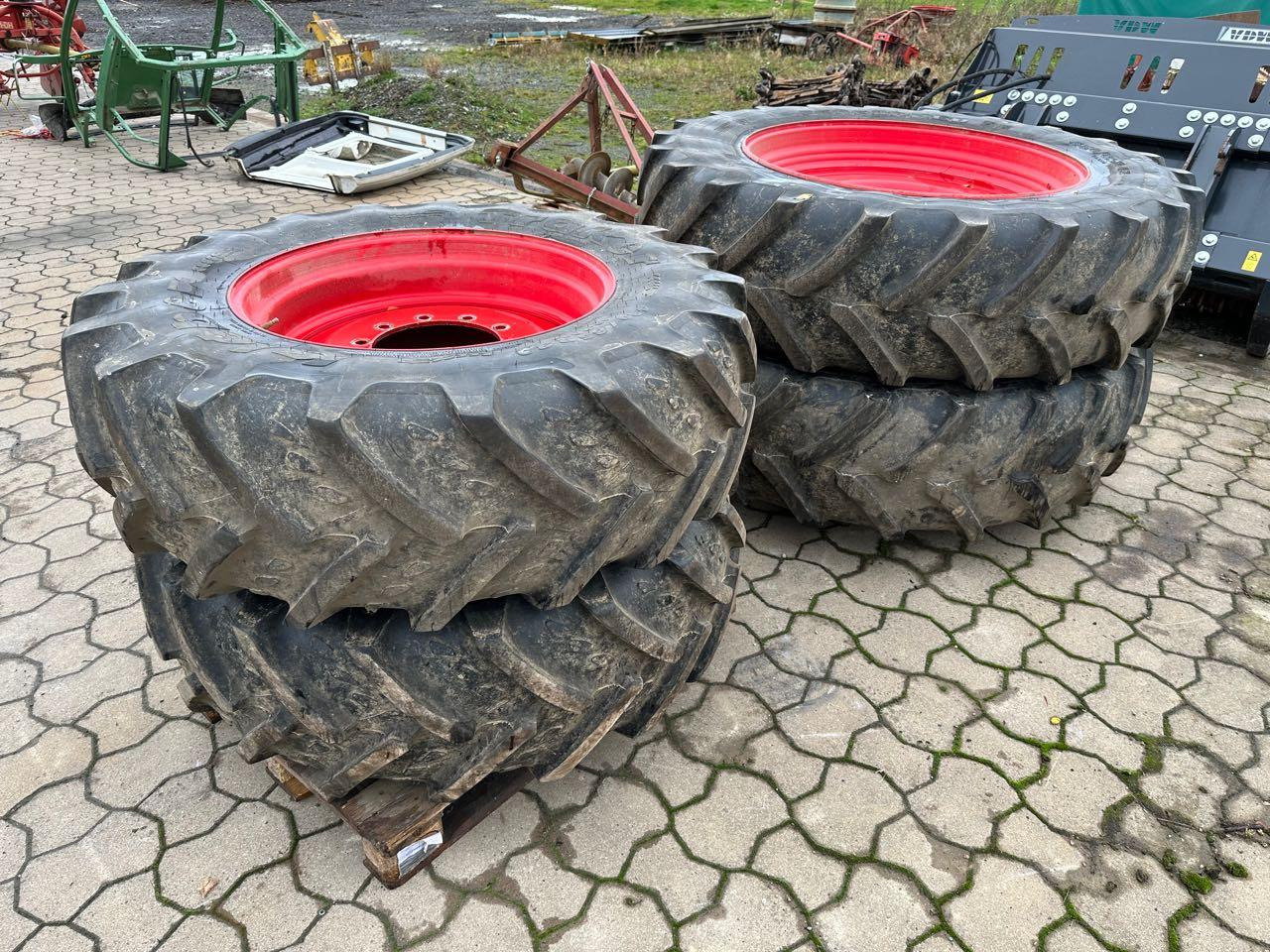 Firestone Komplettsatz 420/85 R30 + 460/85 R42 - Tire: picture 2 Firestone Komplettsatz 420/85 R30 + 460/85 R42 - Tire: picture 2