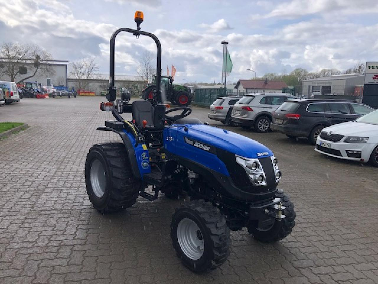 Solis 26 6+2 Seitenschalter - Farm tractor: picture 3 Solis 26 6+2 Seitenschalter - Farm tractor: picture 3