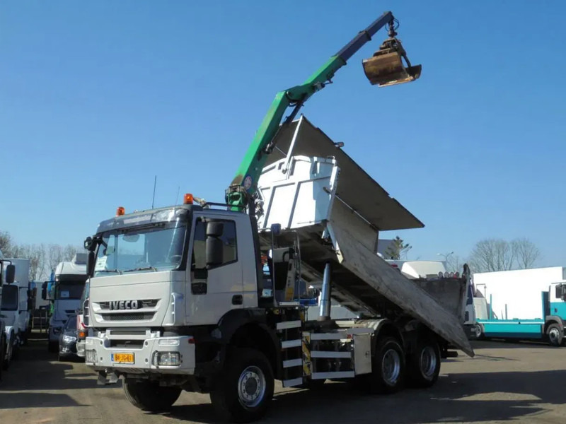 HMF 1643 Z2 1643 Z2 + Z CRANE + TIPPER SYSTEM COMPLETE - Attachment: picture 4 HMF 1643 Z2 1643 Z2 + Z CRANE + TIPPER SYSTEM COMPLETE - Attachment: picture 4