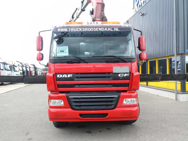 DAF CF 510 + FASSI 455XP 6x + 8X2 + REMOTE + EURO 5 - Crane truck: picture 5 DAF CF 510 + FASSI 455XP 6x + 8X2 + REMOTE + EURO 5 - Crane truck: picture 5