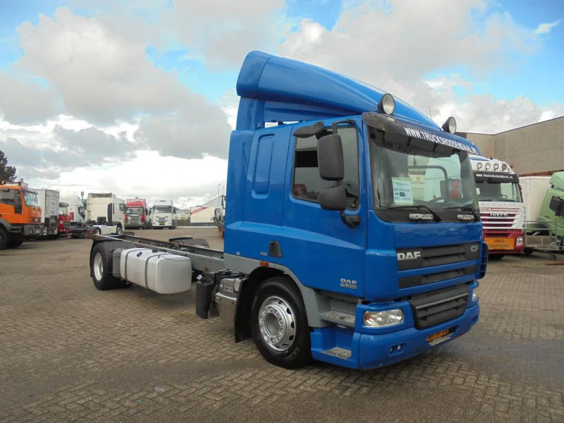 DAF CF 75.250 + Euro 5 - Cab chassis truck: picture 3 DAF CF 75.250 + Euro 5 - Cab chassis truck: picture 3