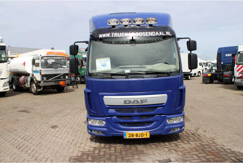 DAF LF 230 + EURO 6 - Livestock truck: picture 2 DAF LF 230 + EURO 6 - Livestock truck: picture 2