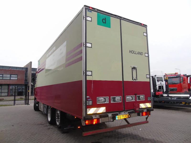 DAF XF 105.410 + 6X2 + EURO 5 - Refrigerator truck: picture 5 DAF XF 105.410 + 6X2 + EURO 5 - Refrigerator truck: picture 5