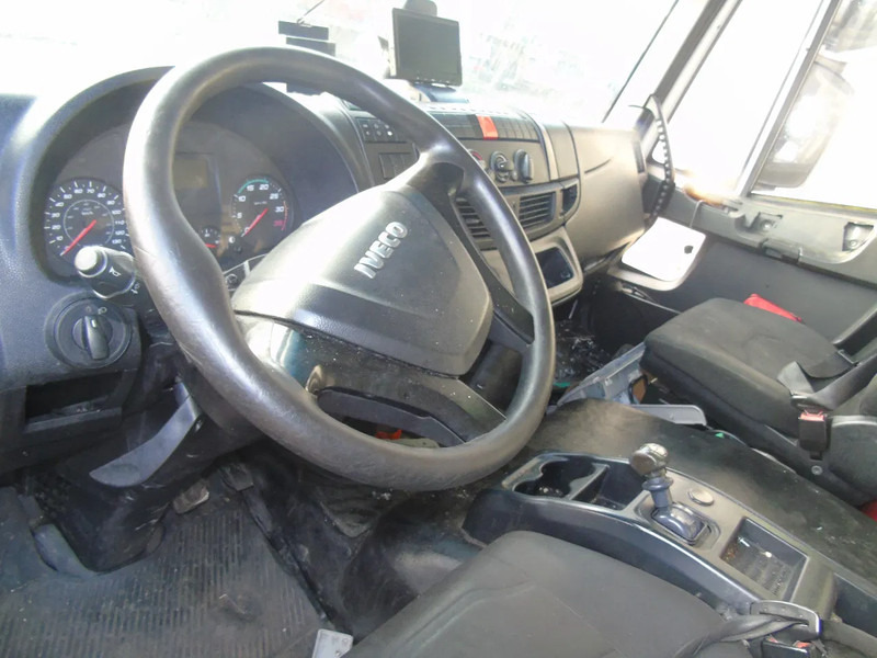 Iveco Eurocargo 120E22 + BROKEN ENGINE + EURO 6 - Box truck: picture 5 Iveco Eurocargo 120E22 + BROKEN ENGINE + EURO 6 - Box truck: picture 5