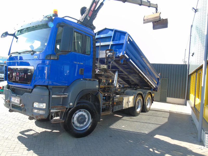MAN TGS 26.360 + 6X6 + 3 SIDE + HIAB 144 ES 3 HIDUO + EURO 5 COMPLETE - Tipper, Crane truck: picture 2 MAN TGS 26.360 + 6X6 + 3 SIDE + HIAB 144 ES 3 HIDUO + EURO 5 COMPLETE - Tipper, Crane truck: picture 2
