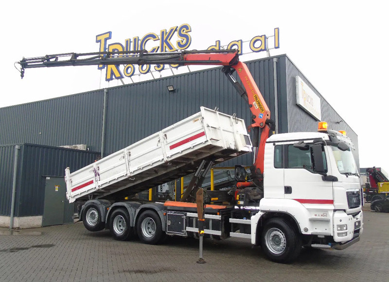 MAN TGS 35.440 + PALFINGER PK23.001eh + 8x4 + tridem steering + euro 5 + REMOTE - Tipper, Crane truck: picture 3 MAN TGS 35.440 + PALFINGER PK23.001eh + 8x4 + tridem steering + euro 5 + REMOTE - Tipper, Crane truck: picture 3