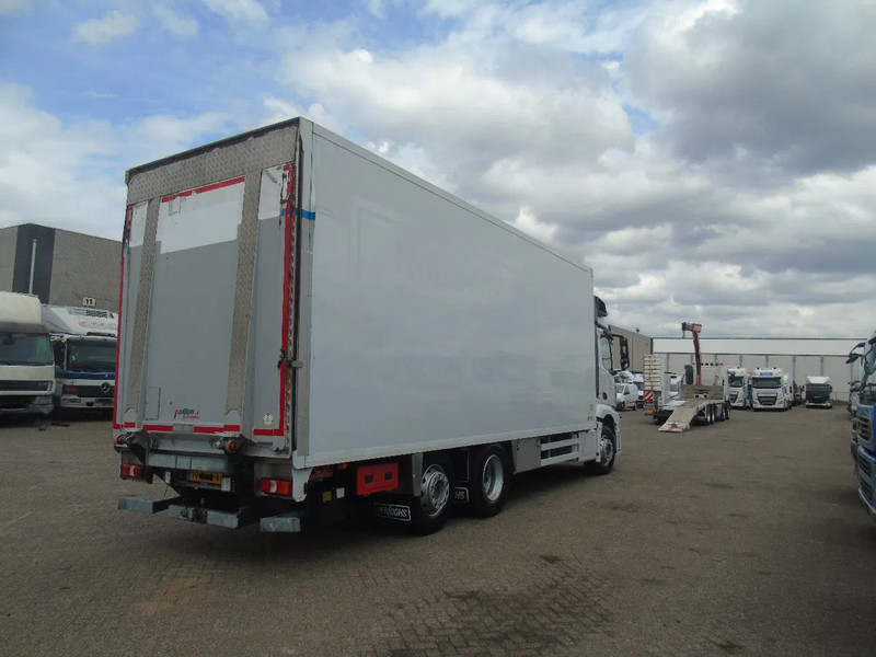 Mercedes-Benz Actros 2030 + 6X2 + LIFT + EURO 6 - Box truck: picture 3 Mercedes-Benz Actros 2030 + 6X2 + LIFT + EURO 6 - Box truck: picture 3