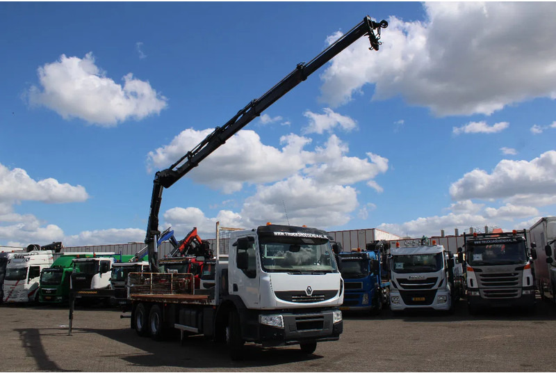 Renault Kerax 370 + HIAB 166-4 HIDRUO + 6X4 + MANUAL + SPRING + REMOTE + EURO 5 + 6X4 - Crane truck: picture 4 Renault Kerax 370 + HIAB 166-4 HIDRUO + 6X4 + MANUAL + SPRING + REMOTE + EURO 5 + 6X4 - Crane truck: picture 4