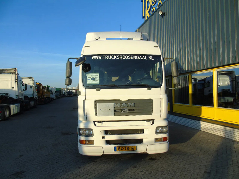MAN TGA 18.400 + mega + manual + SPOILER - Tractor unit: picture 2 MAN TGA 18.400 + mega + manual + SPOILER - Tractor unit: picture 2