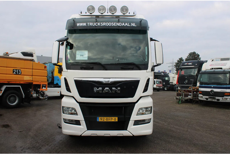 MAN TGX 18.440 + euro 6 + double tank + spoiler - Tractor unit: picture 2 MAN TGX 18.440 + euro 6 + double tank + spoiler - Tractor unit: picture 2