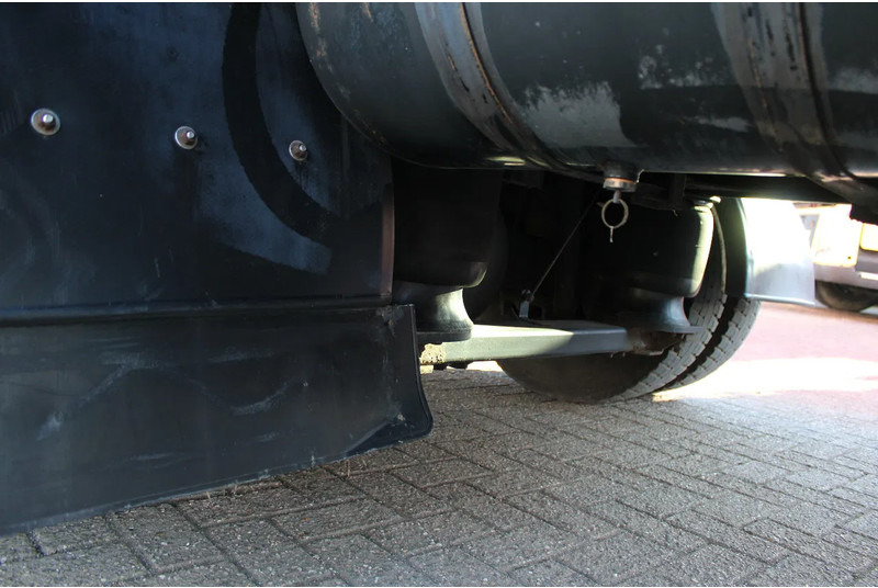 Refrigerator truck Volvo FL 16.240 + EURO 5 + 16T: picture 15 Refrigerator truck Volvo FL 16.240 + EURO 5 + 16T: picture 15