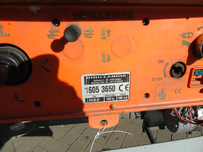 Box truck Volvo FL 250 + euro 6 + lift + 12T: picture 16 Box truck Volvo FL 250 + euro 6 + lift + 12T: picture 16